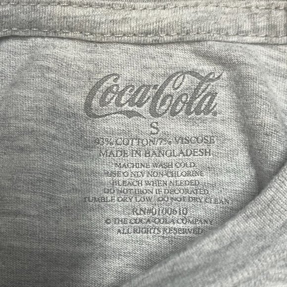 Coca-Cola Mens SMALL Atlanta polar bear Shirt Gray - Picture 3 of 4